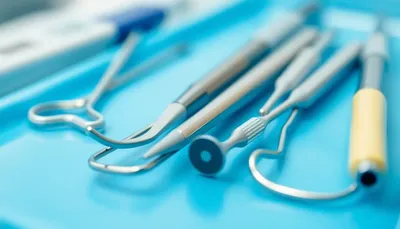 Koľko stojí zubár bez poistenia a kedy sa oplatí ísť do Maďarska?